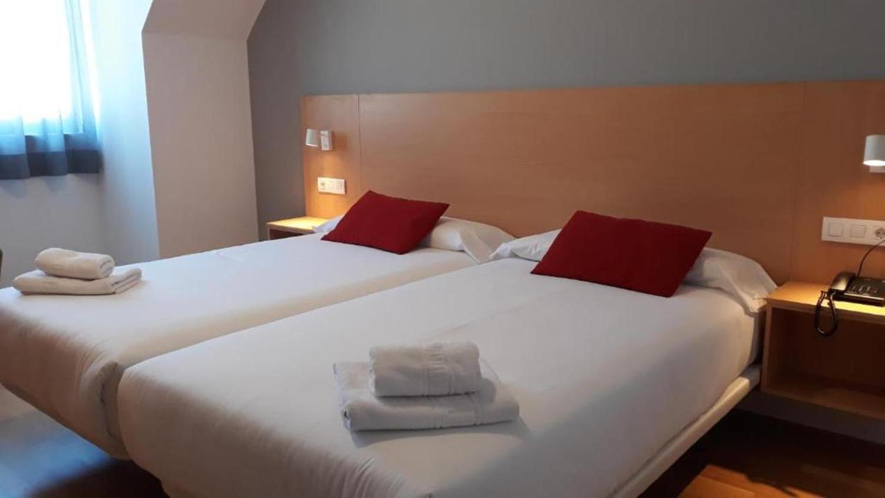 Spa Suites Odeón Narón Exterior foto